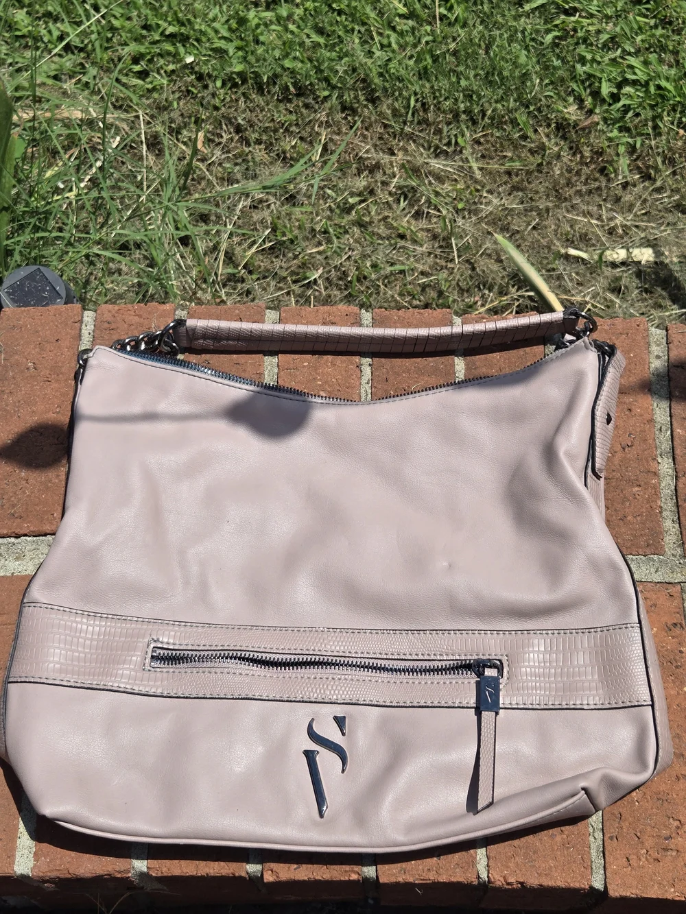 Simply Vera Wang Letta Contemporary Hobo Bag Handbag Purse - Prairie Pink - Used